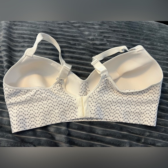 Cream Patterned Women's Bra - Picture 2 of 3